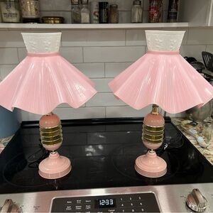 Pair of Vintage Pink Plastic Ruffle White Lace Top Lamps, Shade Flamingo Powder